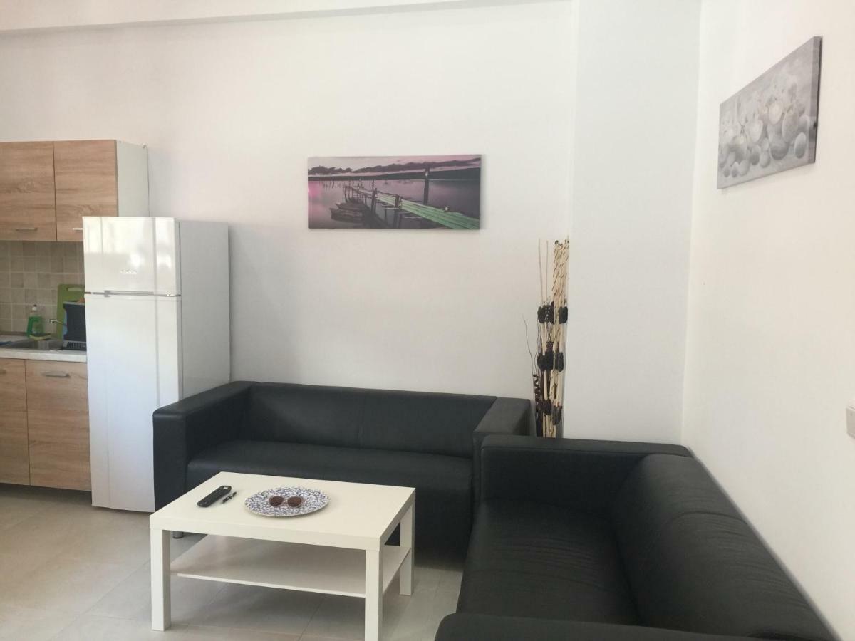 Sisifou Apartment Corinth エクステリア 写真